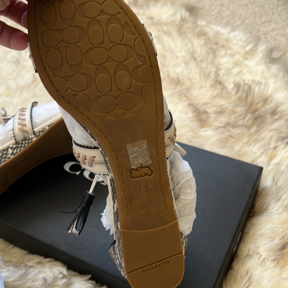Coach Via W Demi Wedge MXM sandal 7.5 - Picture 3 of 6